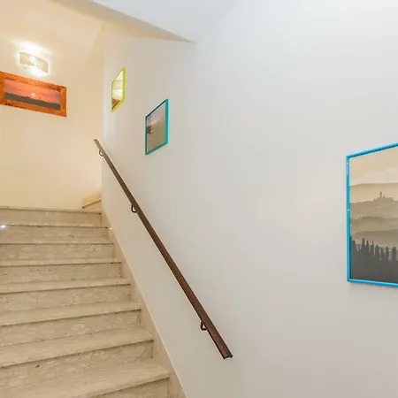 Verbena+ramelino Appartement *